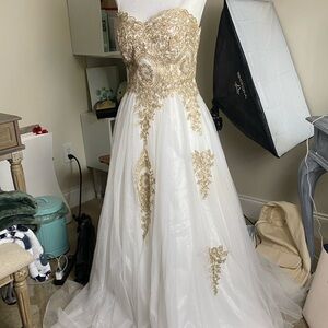 Antique formal gown!! Altered to fit me (size 2-4)